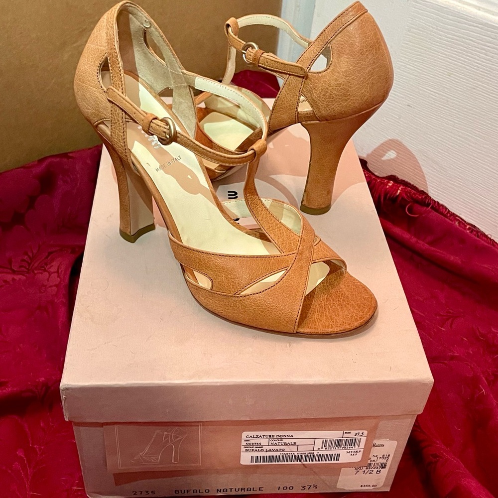 Miu Miu T-Strap, Open Toe, Naturale Leather Shoes - Sz 7.5 - Picture 10 of 11